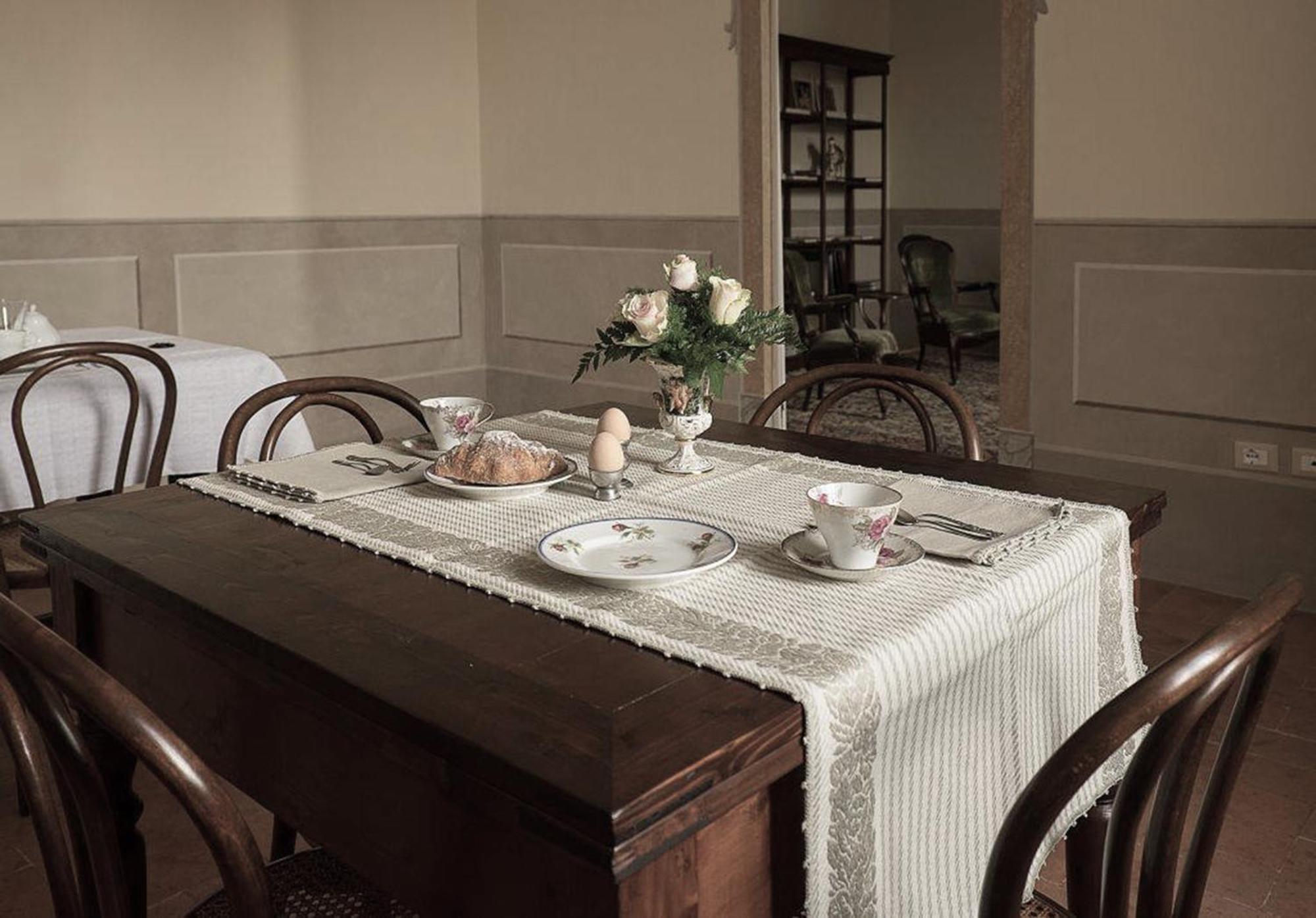 B&B Palazzo Mattei Novafeltria ภายนอก รูปภาพ