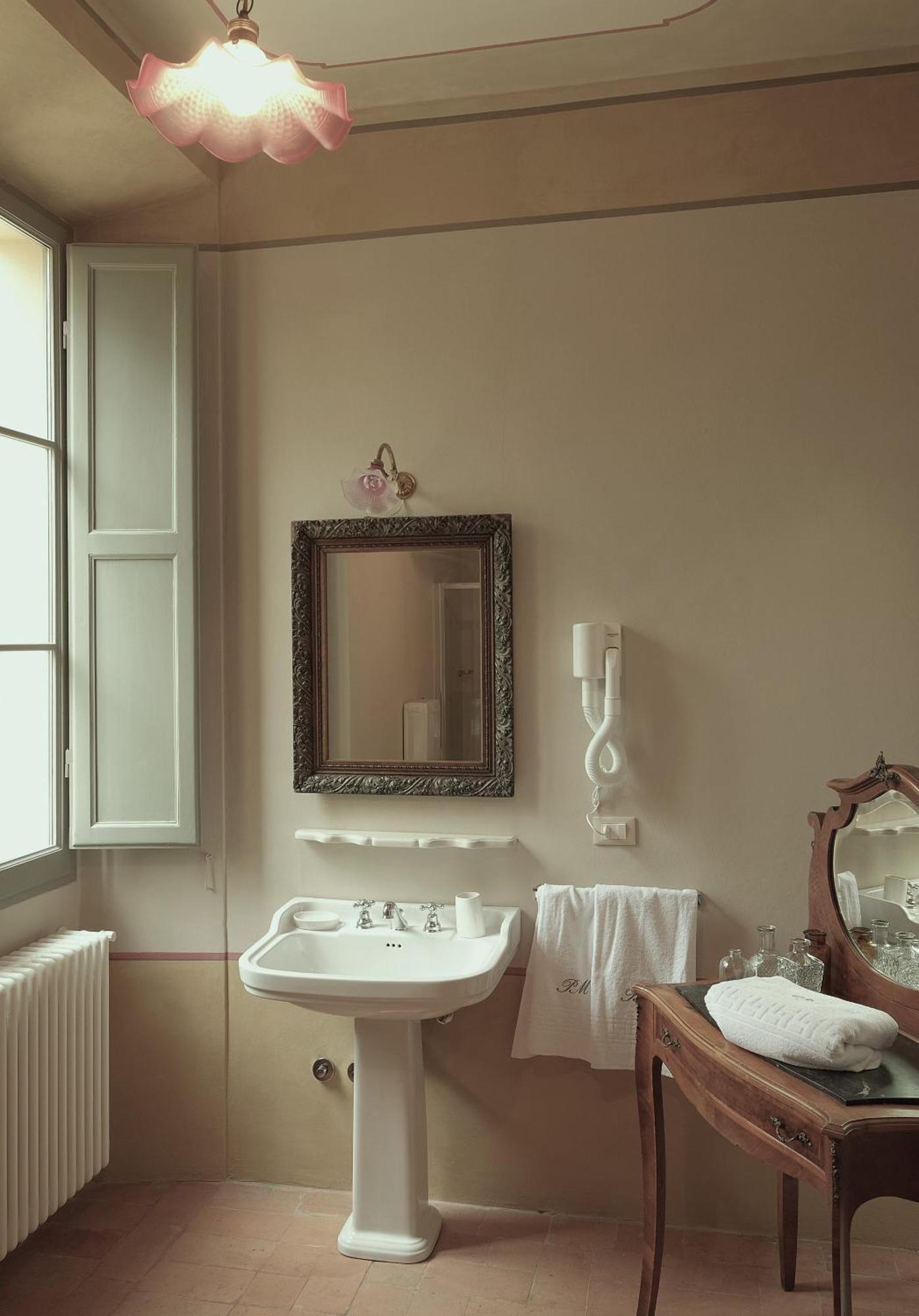 B&B Palazzo Mattei Novafeltria ภายนอก รูปภาพ